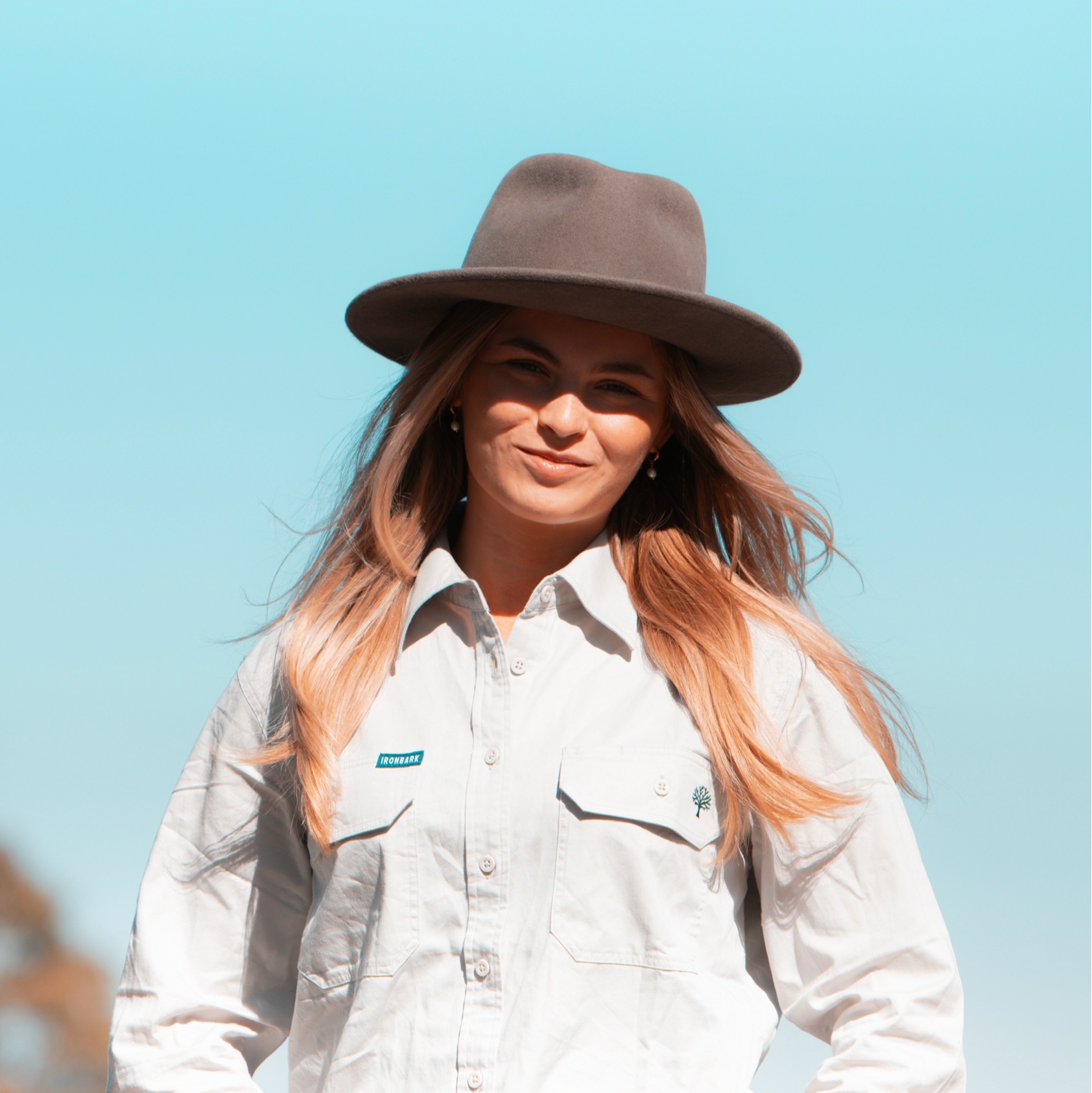 Yalgari Lifestyle Women's Shirt - Stone *PRE ORDER*